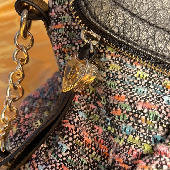 Juicy Couture Tweed and Leather Shoulder Bag - Picture 3 of 9